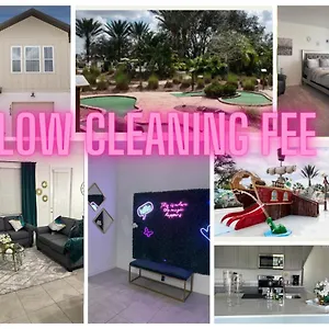 Villa Free Amenities With Kids Waterpark In Luxury House, Davenport