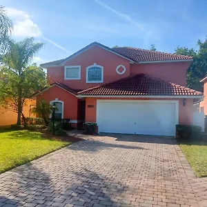 Villa Shaboo's Villa, Perfect Vacation Home, The Fun!, Davenport